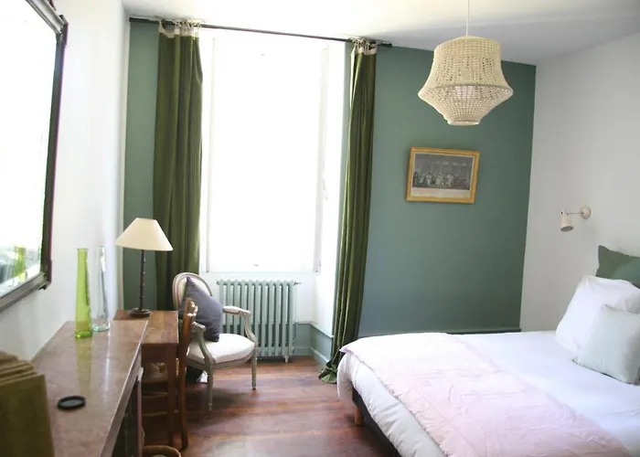Chateau La Violette Panzió 3*